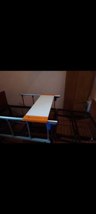 Кровать с подъёмным механизмом