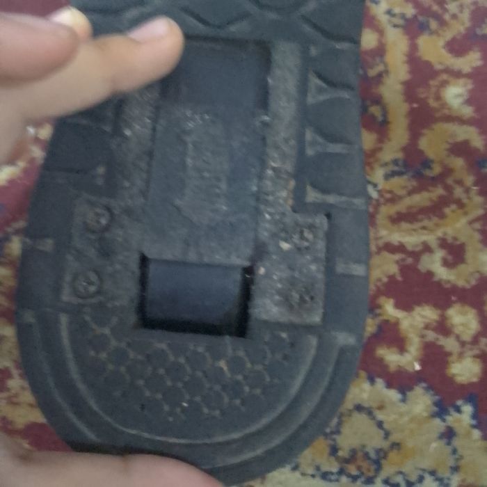 Роликовые кроссовки почти новые