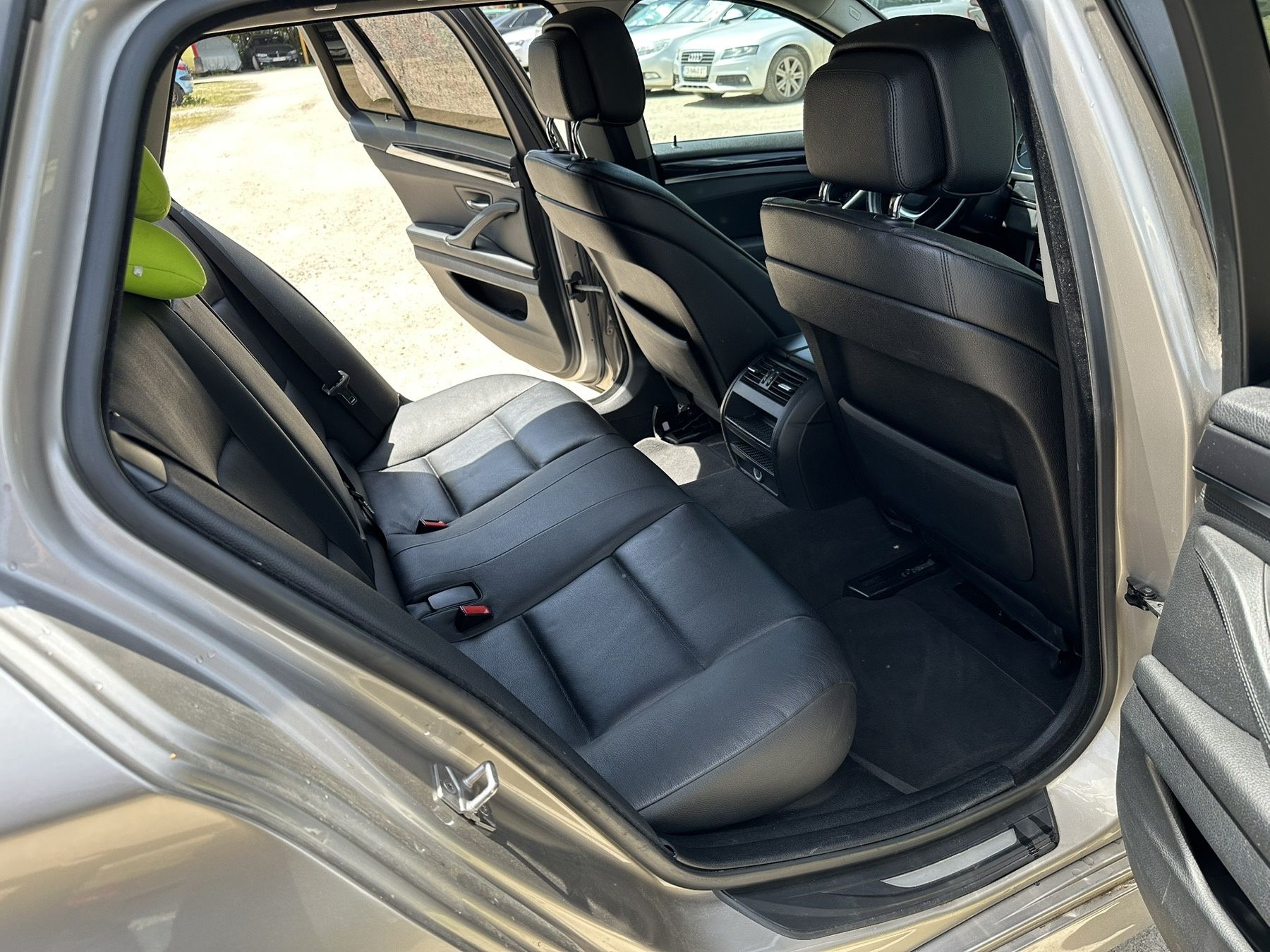 Продавам - BMW 530