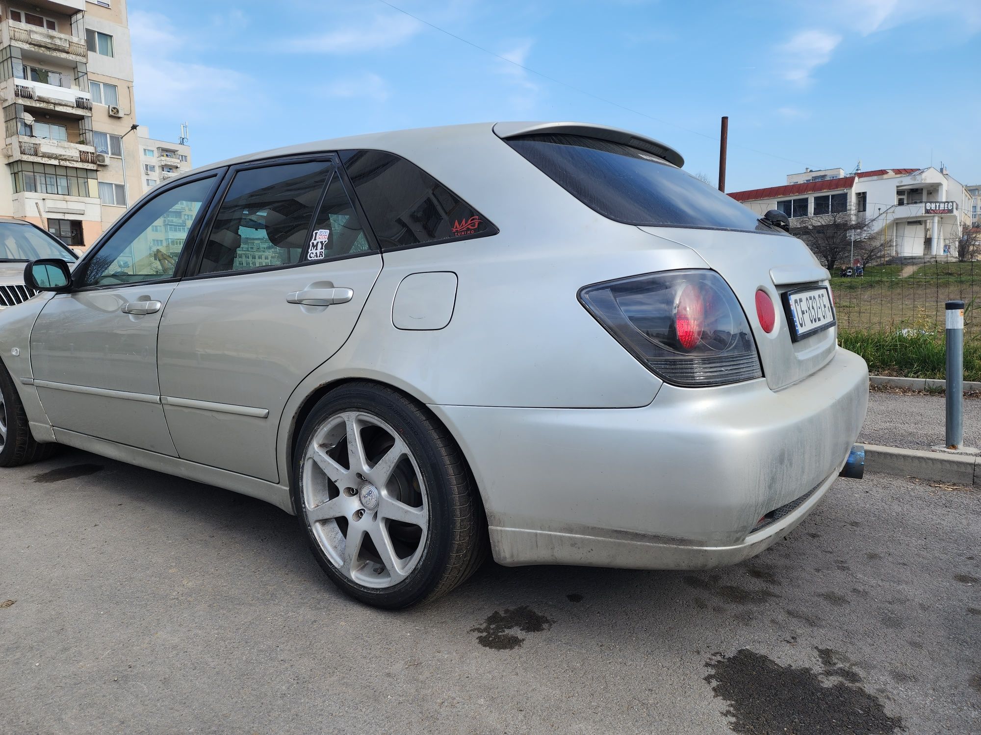 Toyota Altezza Gita 3.0 на части