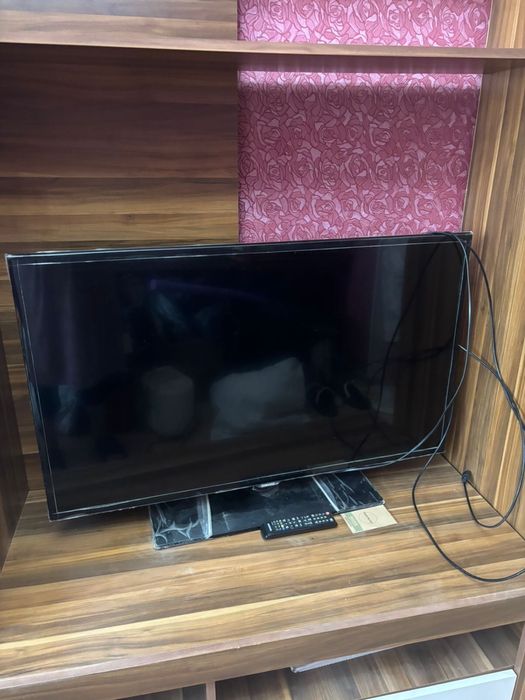 Телевизор samsung