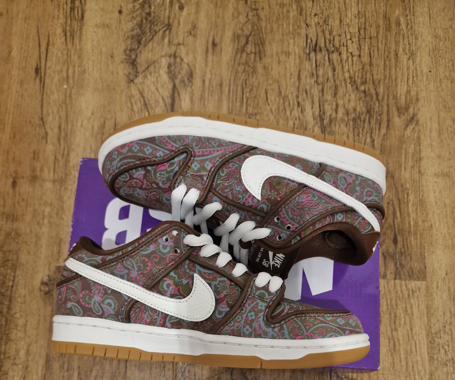 Nike SB Dunk Low Pro Paisley