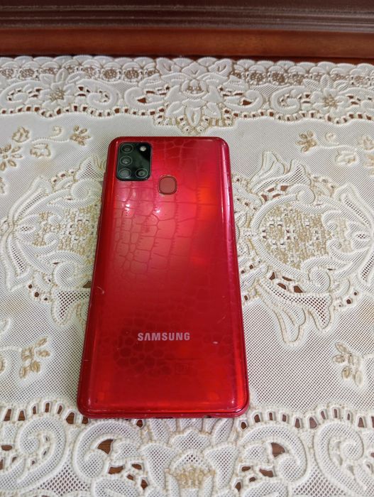 Samsung a21s yaxshi holatda