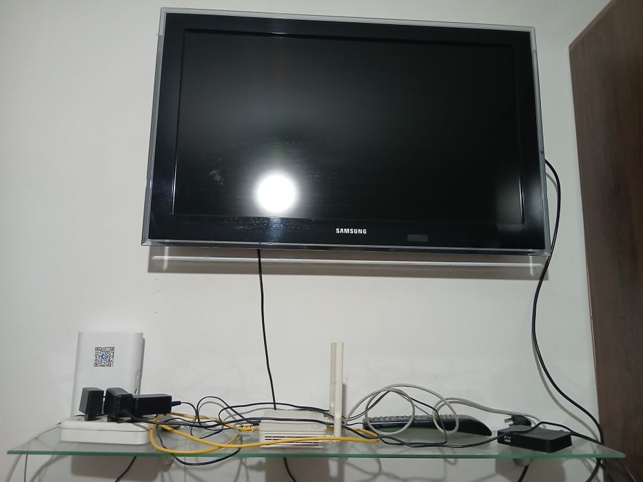 Продам телевизор