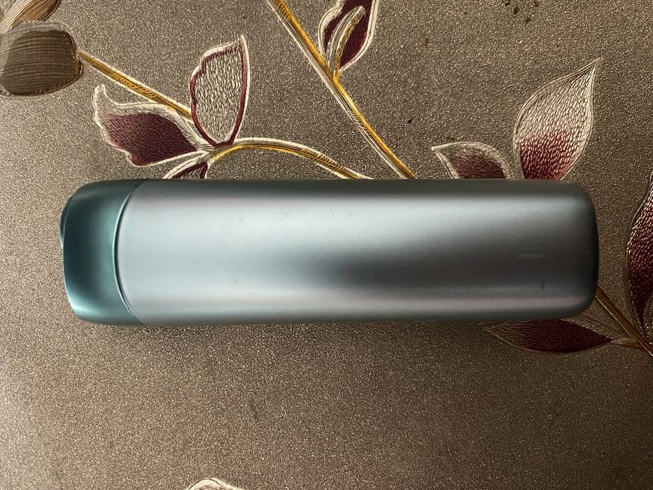vand 2 vape si un iqos, stare perfectă