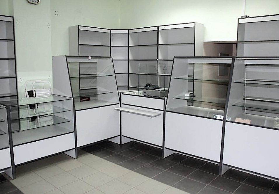 Заказга полка витриналар