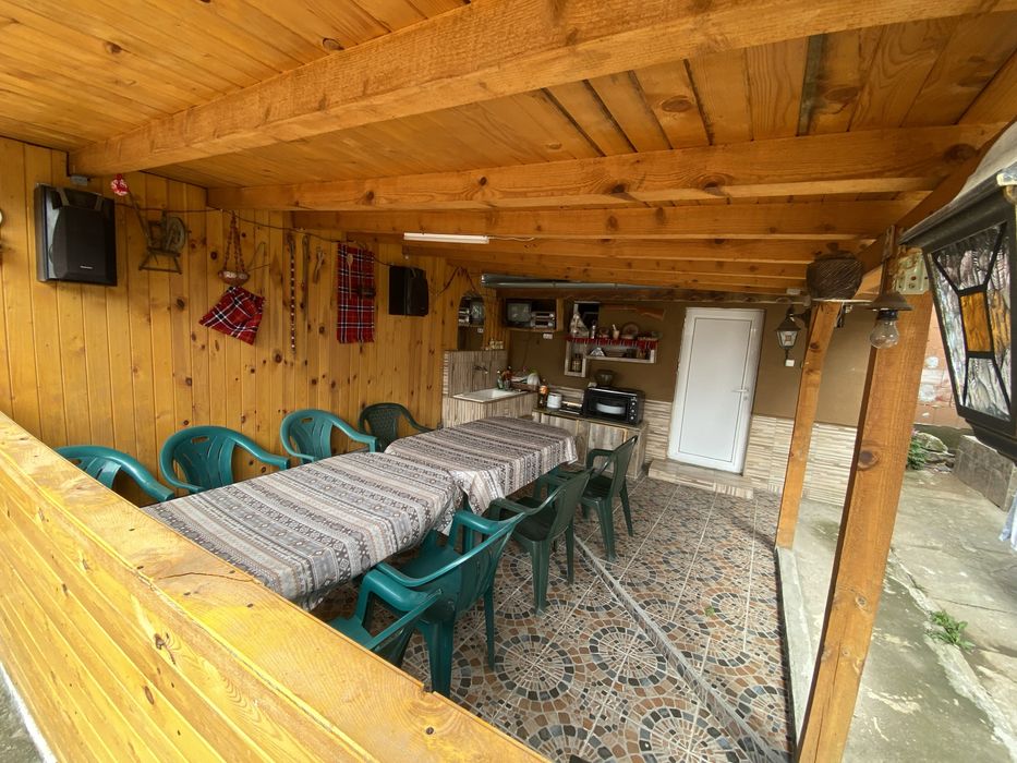 Продава се Къща в Ихтиман - 130 кв.м за 693 €/кв.м - Снимка #1