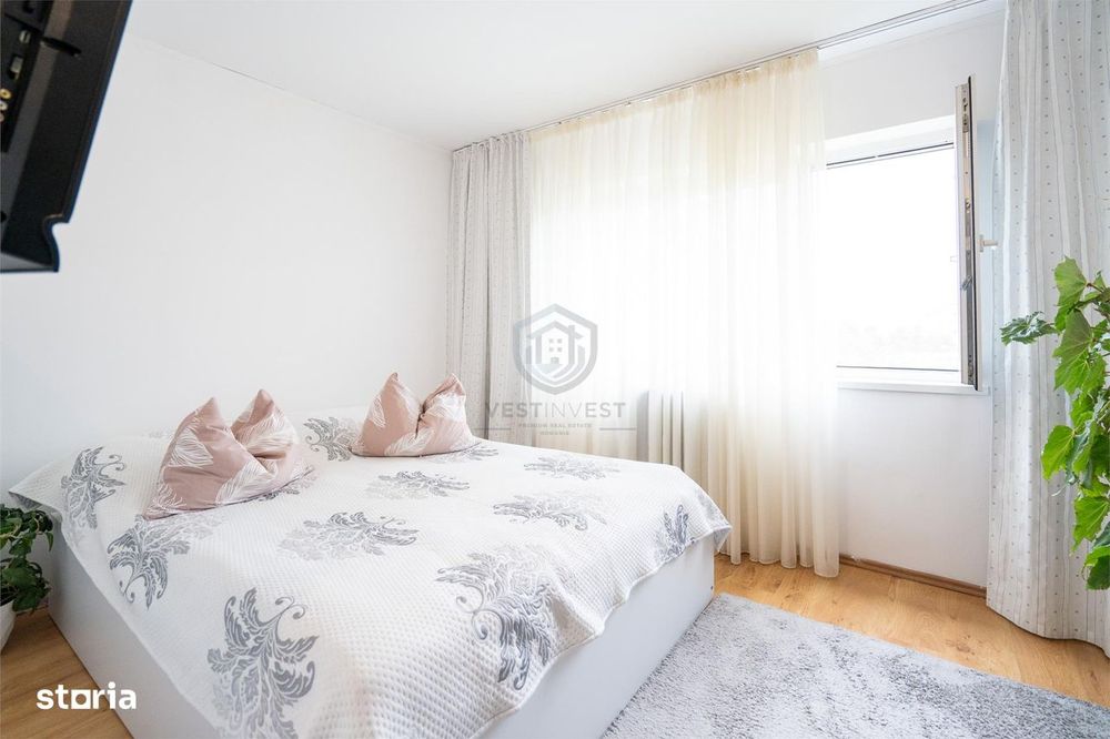 Apartament cu 3 camere renovat , Rogerius