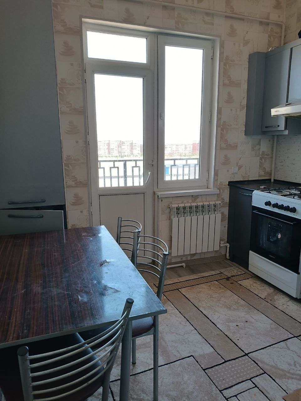 Sergeli 3 bekatga yaqin. Yangi darxonda uy ijaraga beriladi