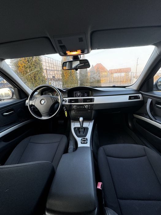 Bmw 320 xDrive e91 Lci 2010 Automat