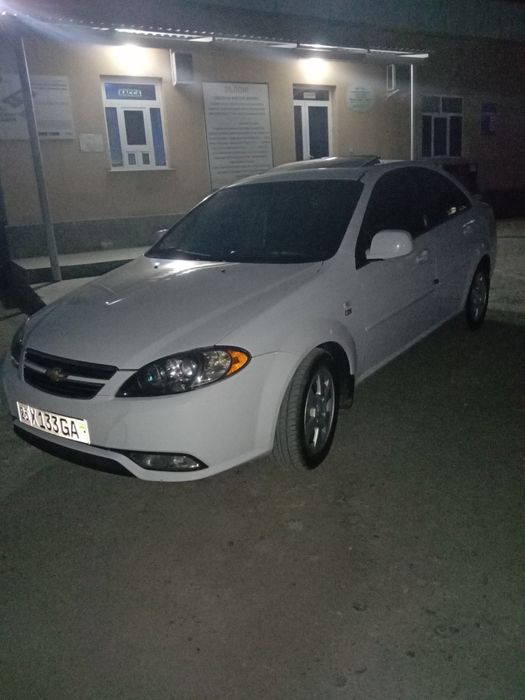 Chevrolet jentra avtomat