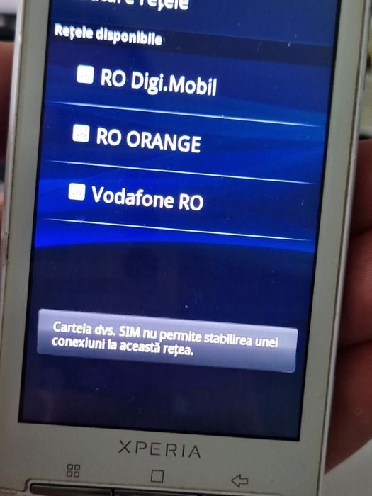 Telefon cu touchscreen Sony Xperia,  nu se conectează