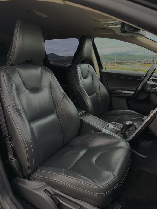 Volvo XC60 D5 2.4d 2013 R Design