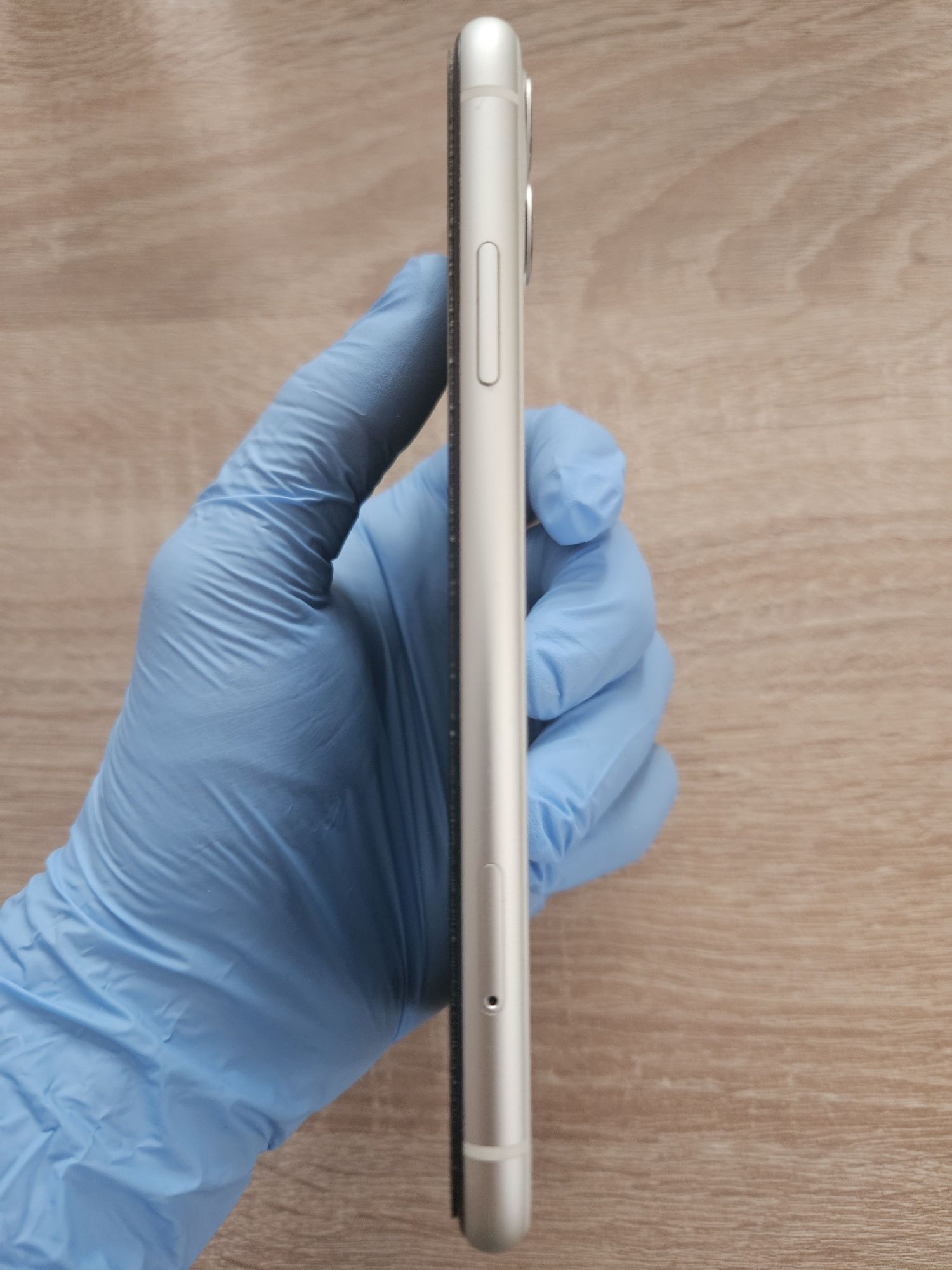 iPhone 11 - 128 GB 100% battery health