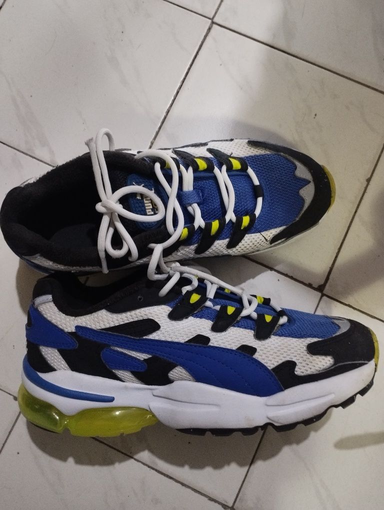 Обувки Puma и Cropp