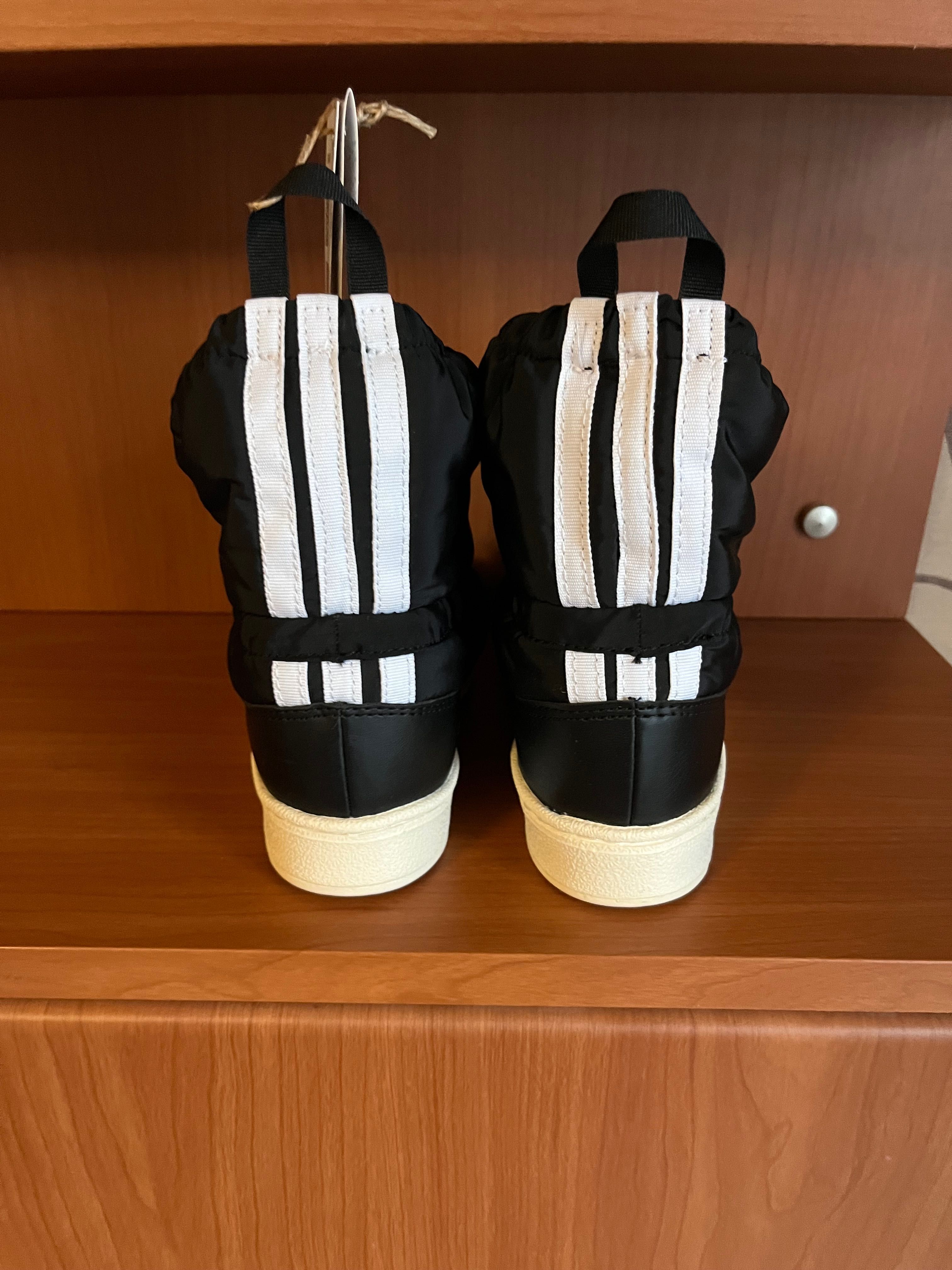 Детски ботушки Adidas