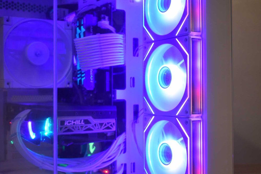 Геймърски компютър Ryzen 7 5700x | RTX 3070TI | 32GB RAM | 512GB SSD |