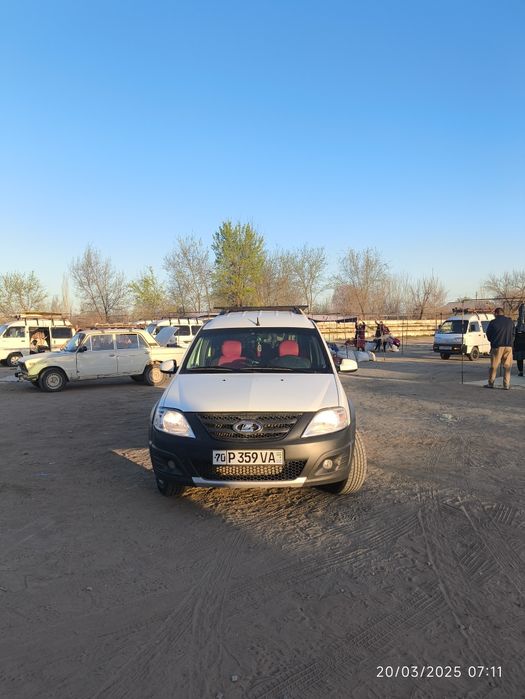 Lada largus 2019