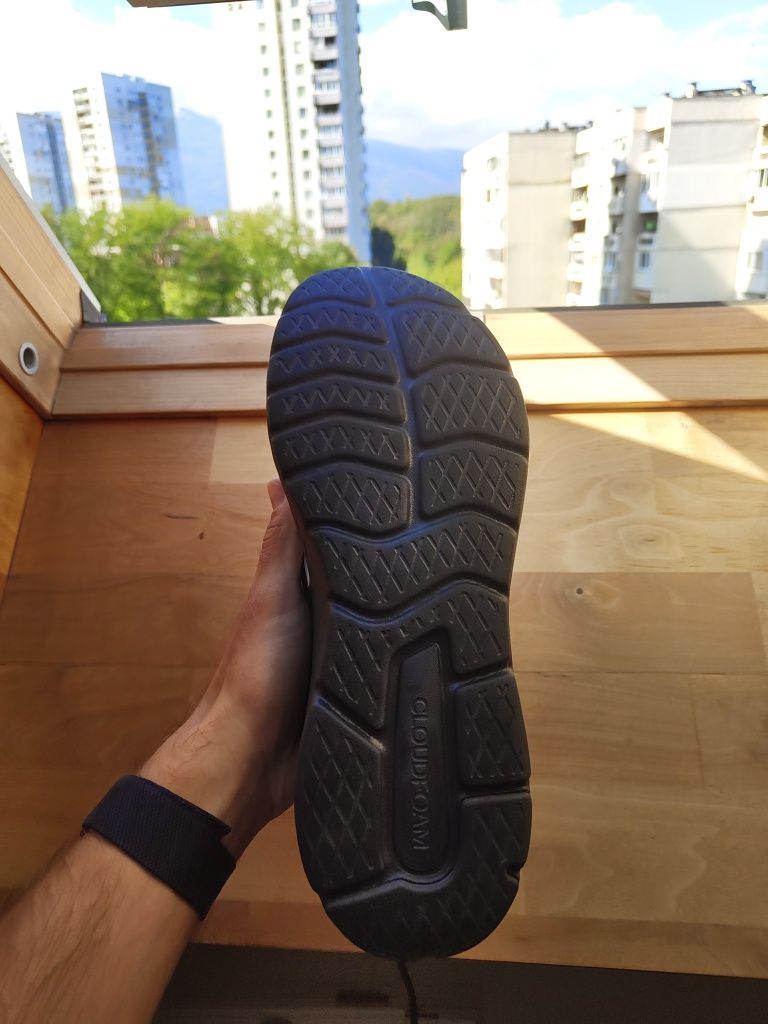 Adidas cloudfoam 44.5