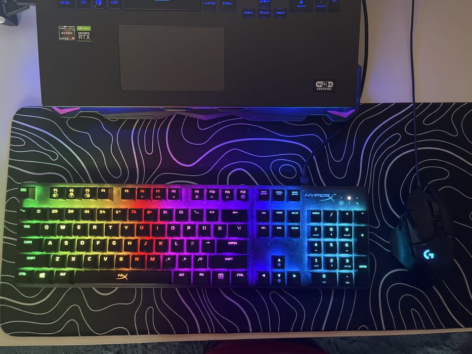 Vand tastatura hiperx +mouse loghitech g502 hero