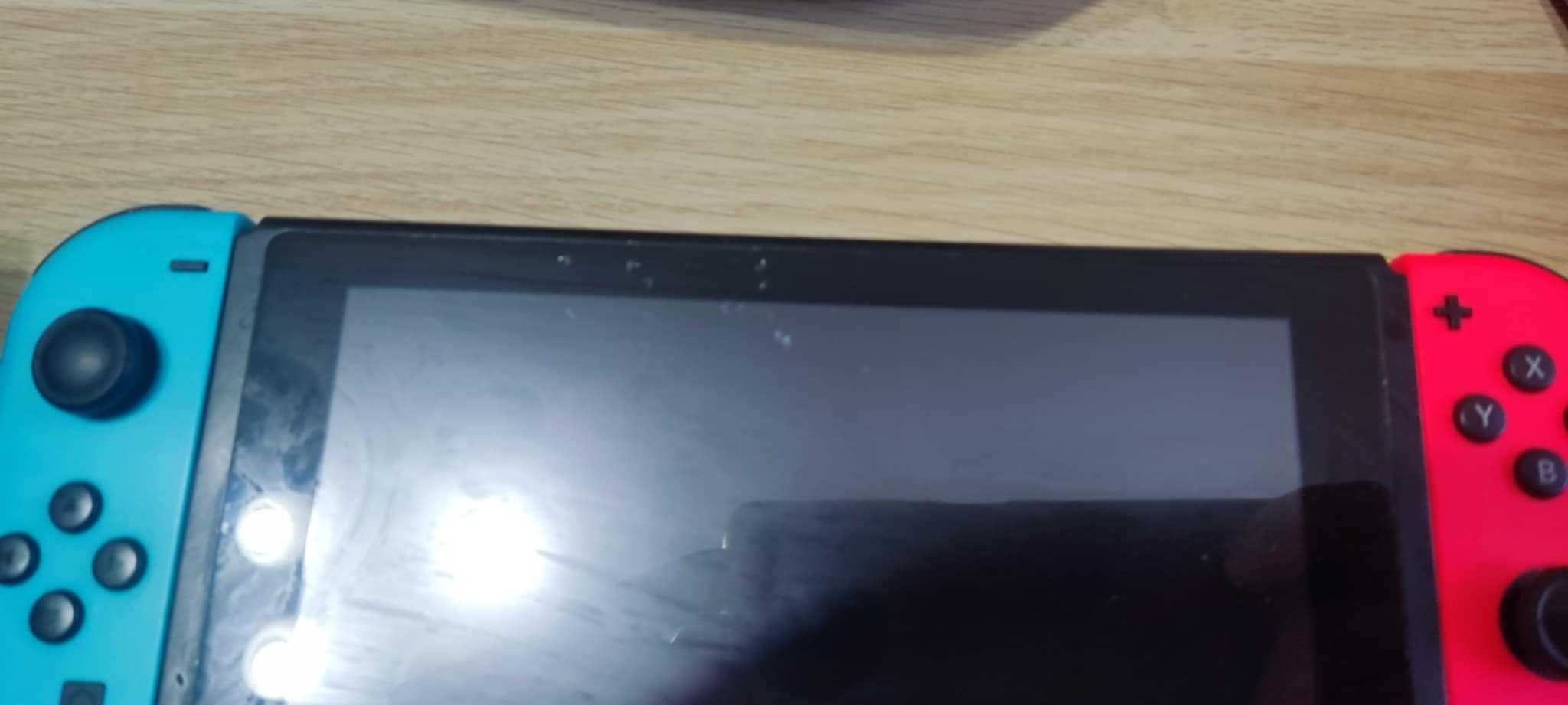 Nintendo Switch конзола.