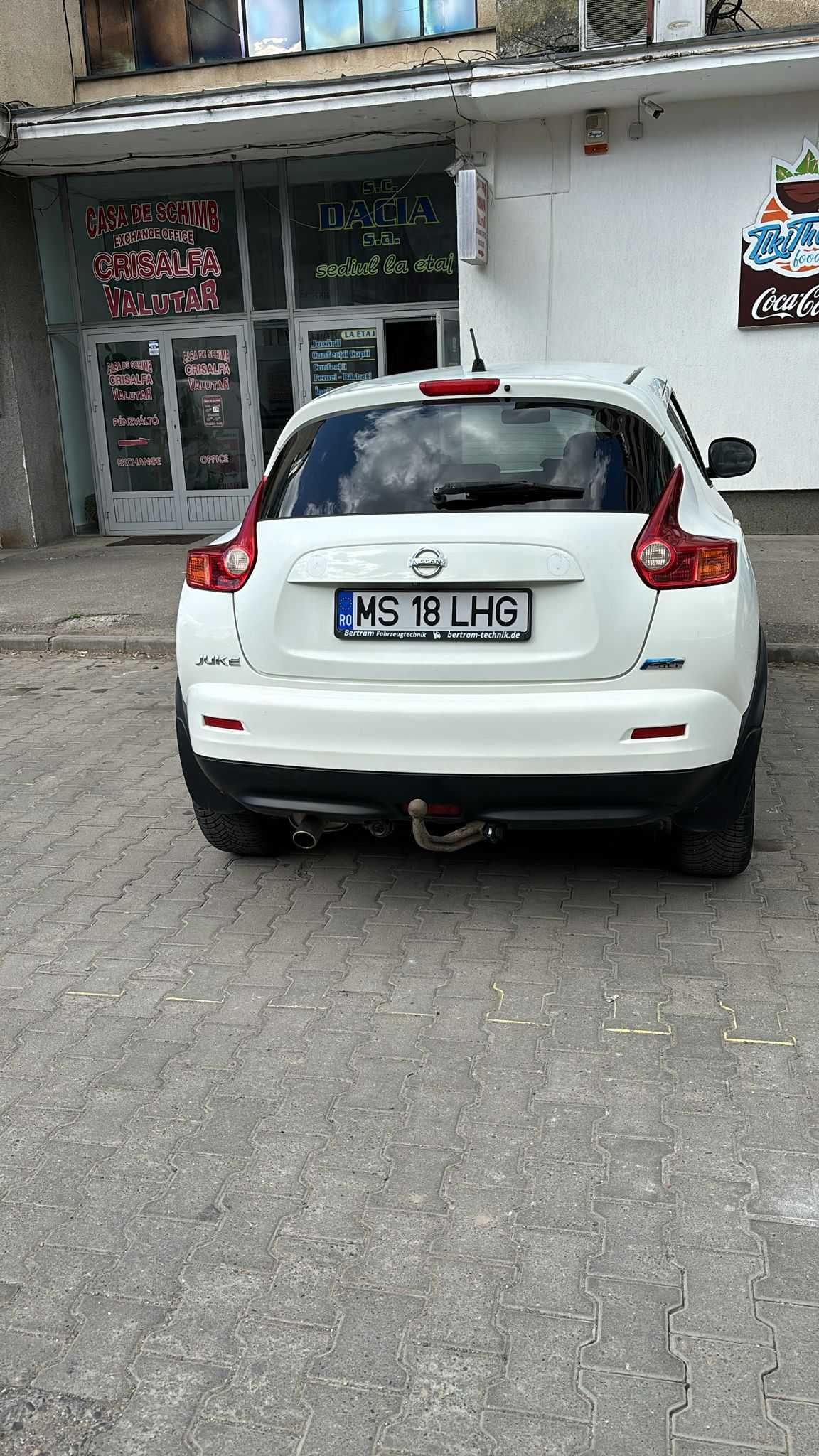 Nissan JUKE 1.5DCi - 110cp - 6viteze - euro5 - navi - jante - camera