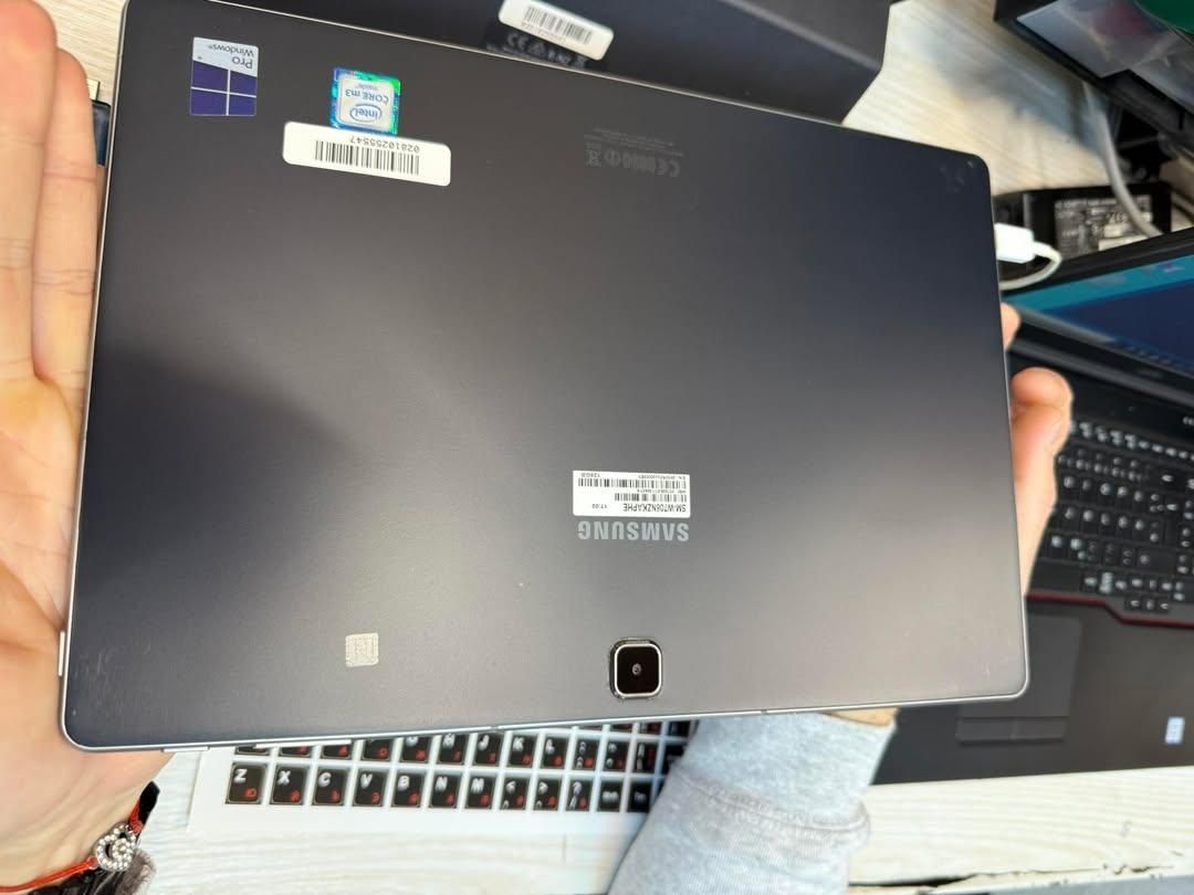 Windows таблет Samsung Galaxy TabPro S
