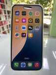 iPhone 15 Plus. Леки козметични забележки