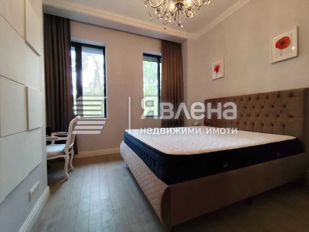 Дава се под наем Двустаен апартамент в Пловдив, Център - 72 кв.м за 550 € - Снимка #1
