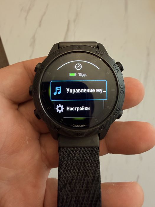 Garmin marq commander gen 2 carbon