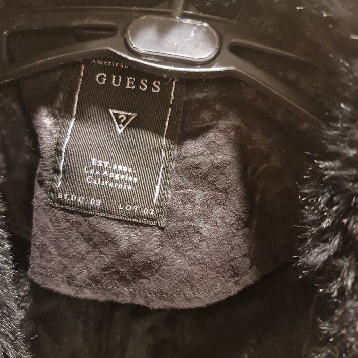 Cojoc/geaca Guess