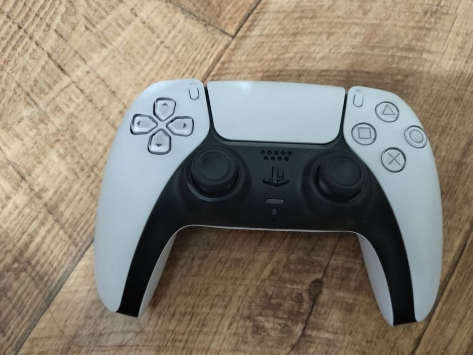 Продам джойстик Dualsense