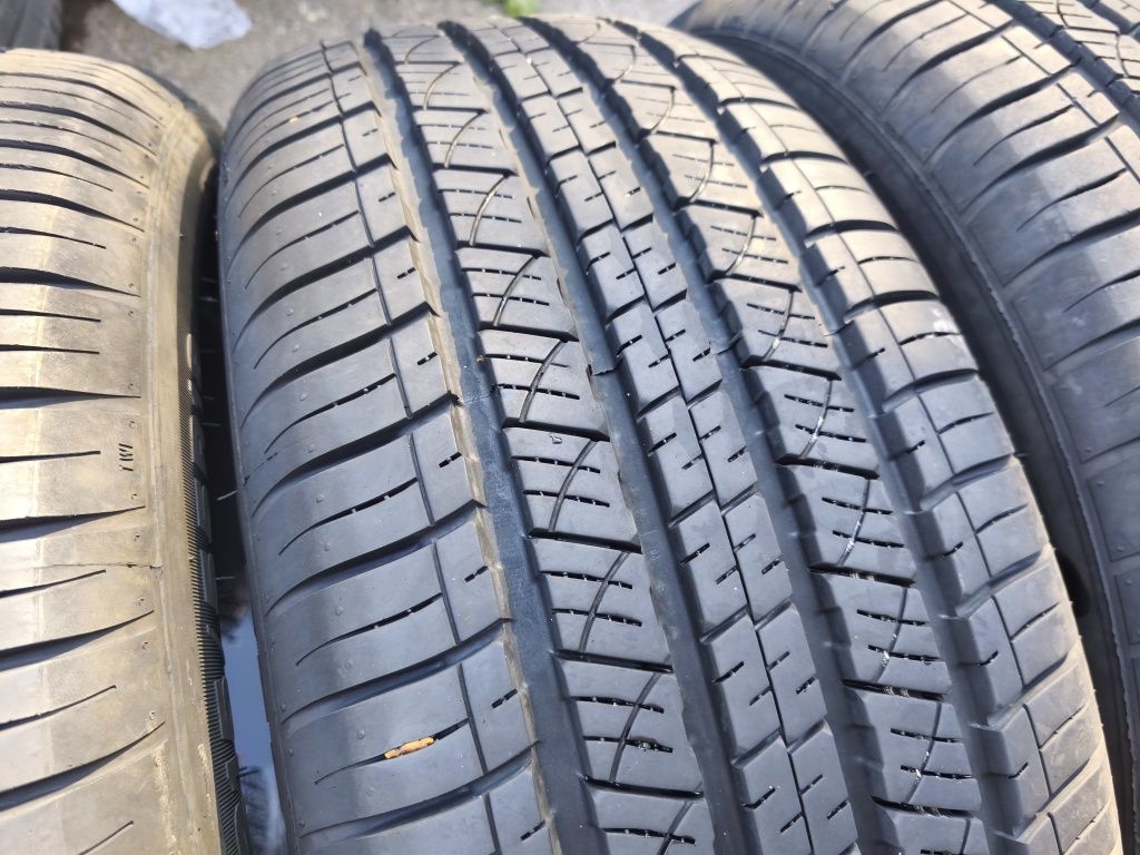 215/55/18" 4бр Ling Long Greenmax 4x4hp,dot4223,8mm