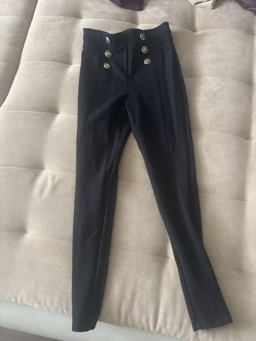 Pantaloni superbi Zara