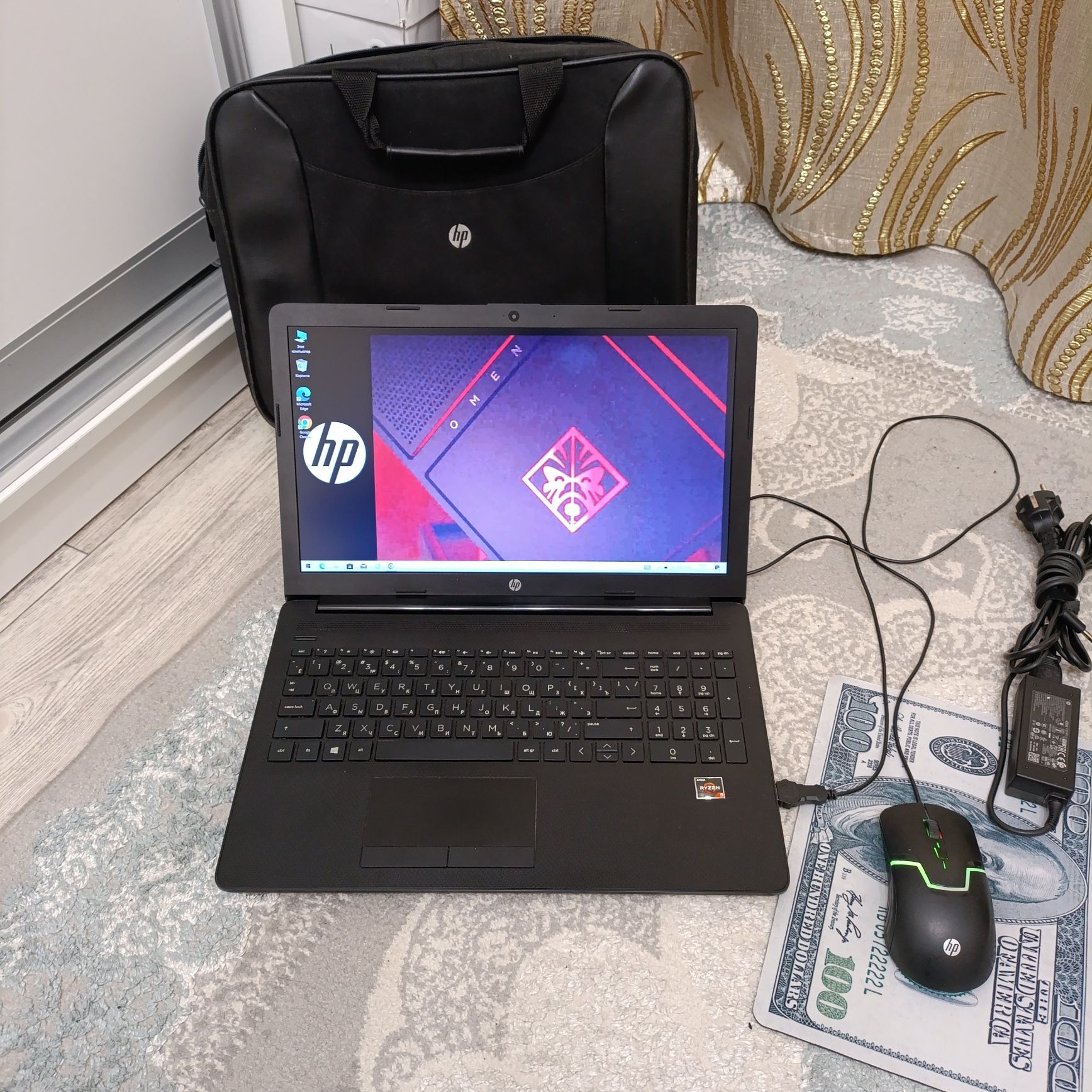 HP Notebook 15/SSD-128GB/ОЗУ-8ГБ/Работает шустро и быстро! Сумка