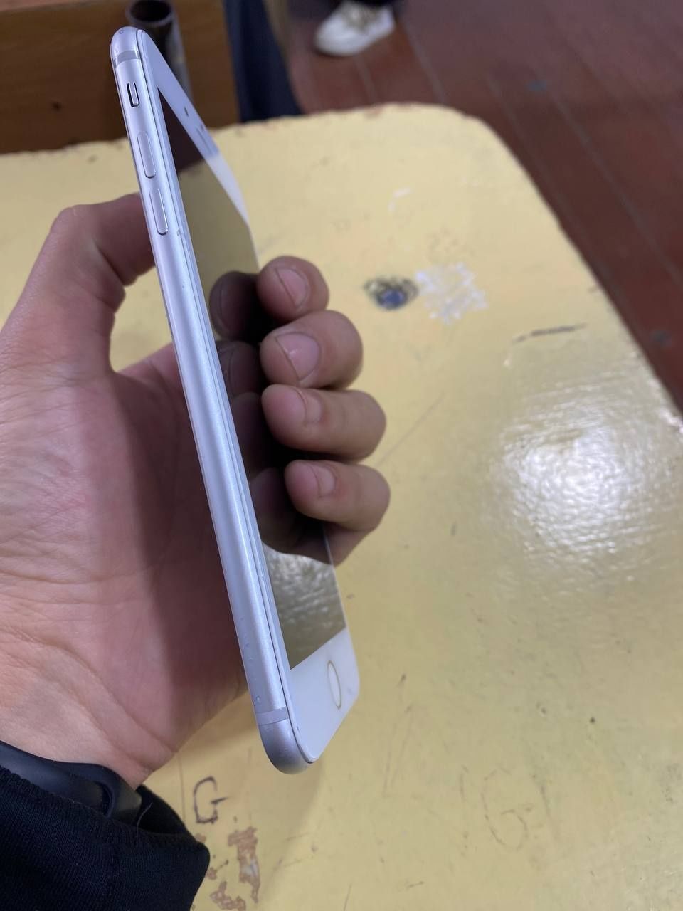 iPhone 8 plus (+)