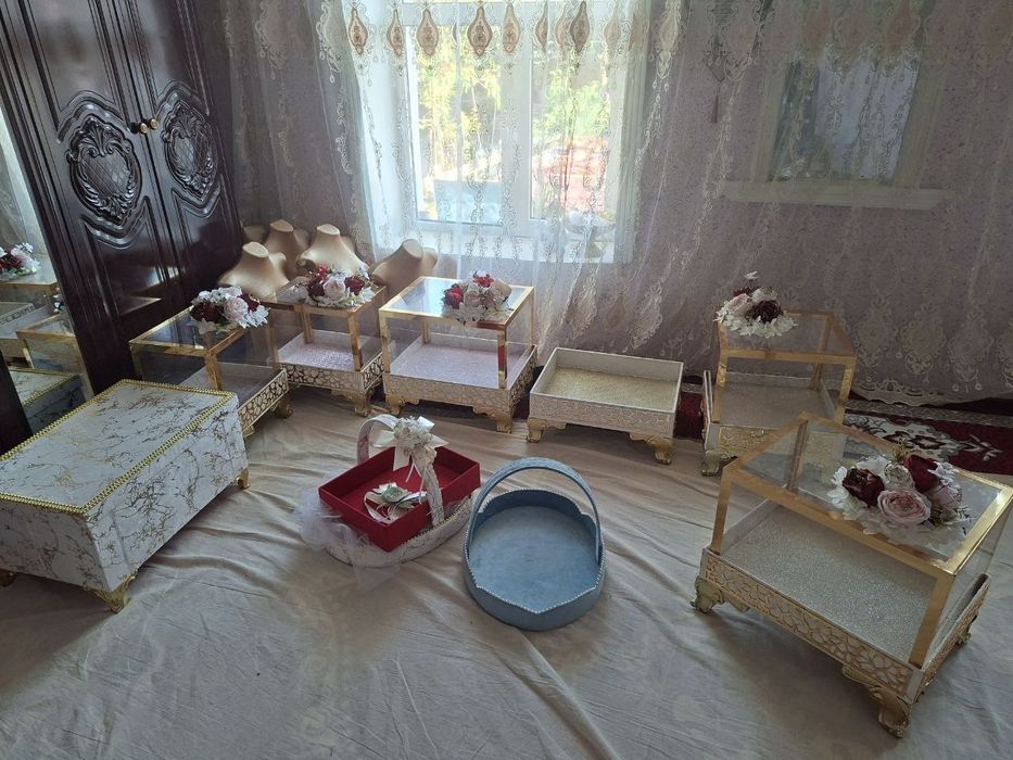 Сарпо сандиклар маникен