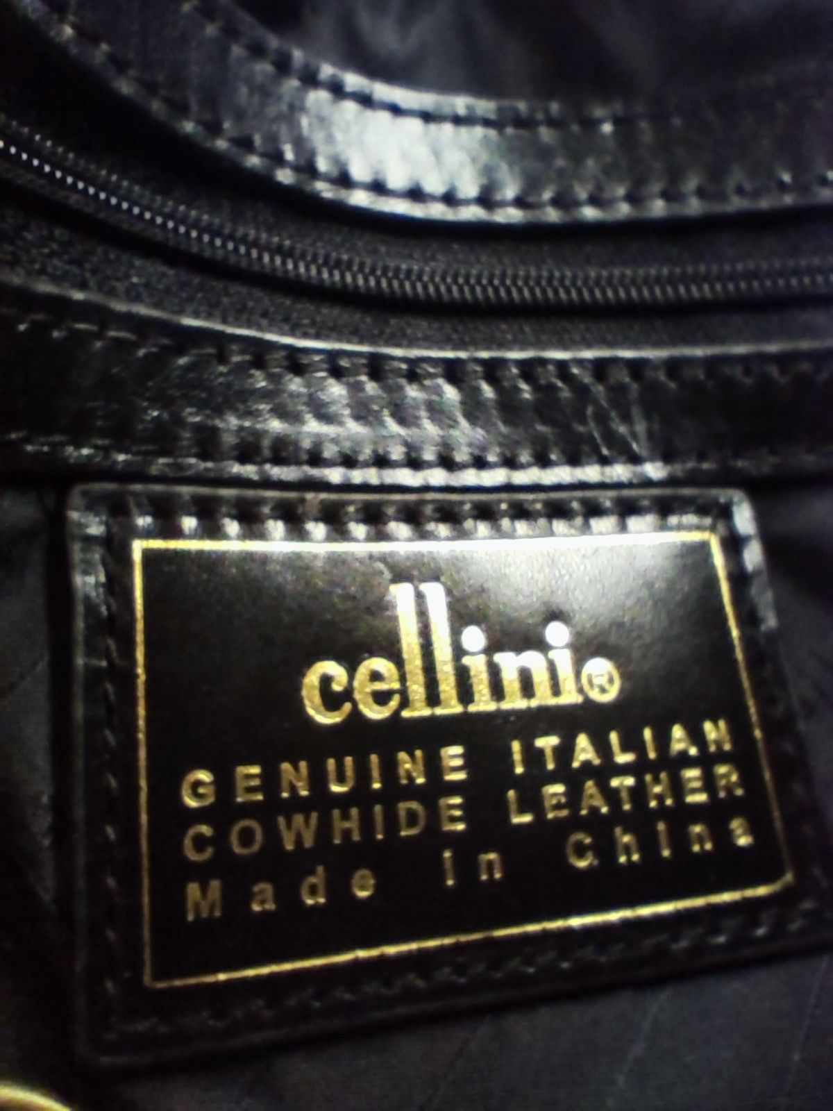 Чантичка Cellini естествена кожа