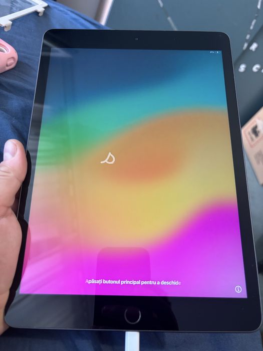 Apple iPad 8th Gen A2270 32 Gb Wi-Fi