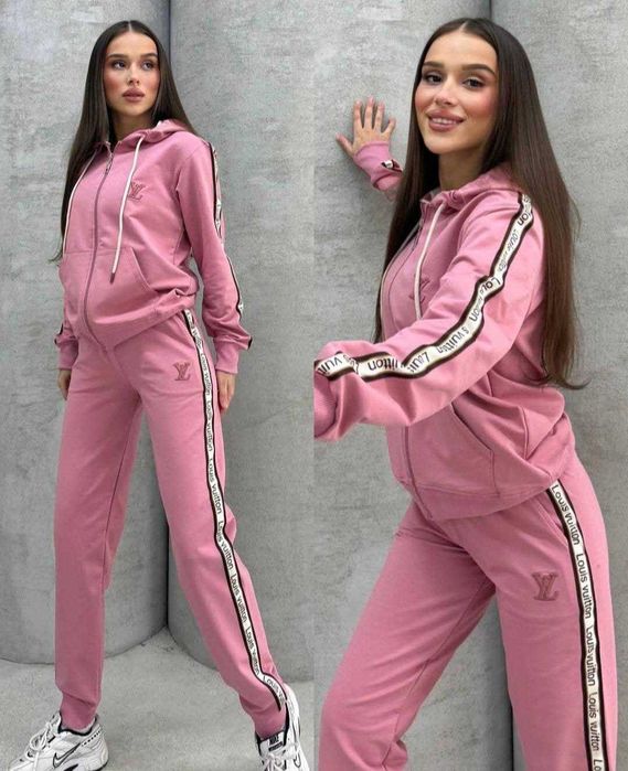 Дамски екипи топ Брандове