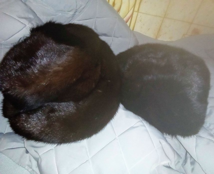 Продам норковые шапки