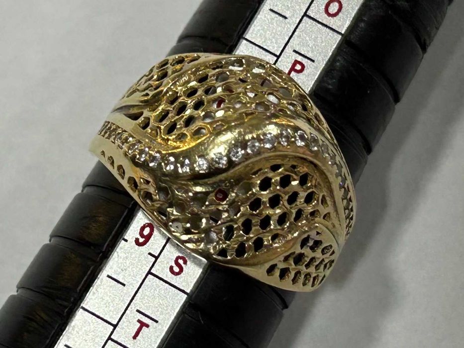 Златен пръстен 14 К 585 /3,29 гр.