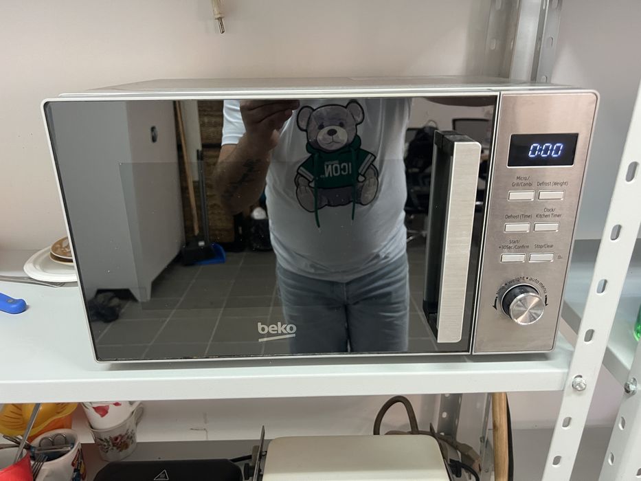 microunde Beko aproape nou