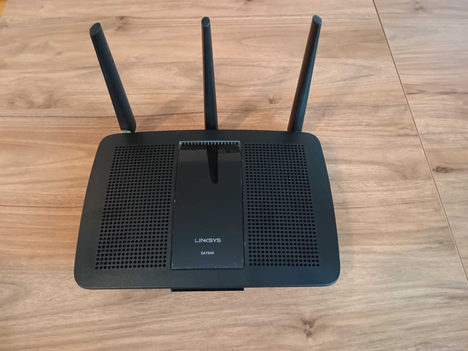 Безжичен рутер Linksys EA7500