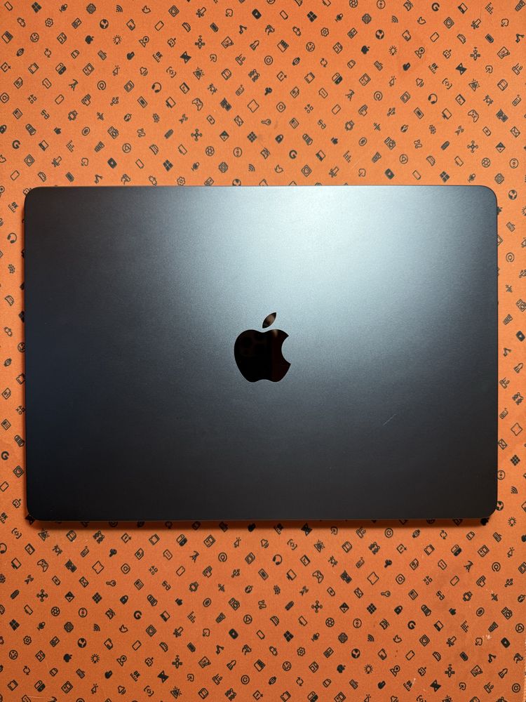 MacBook Air M2 (2022) — Midnight Blue