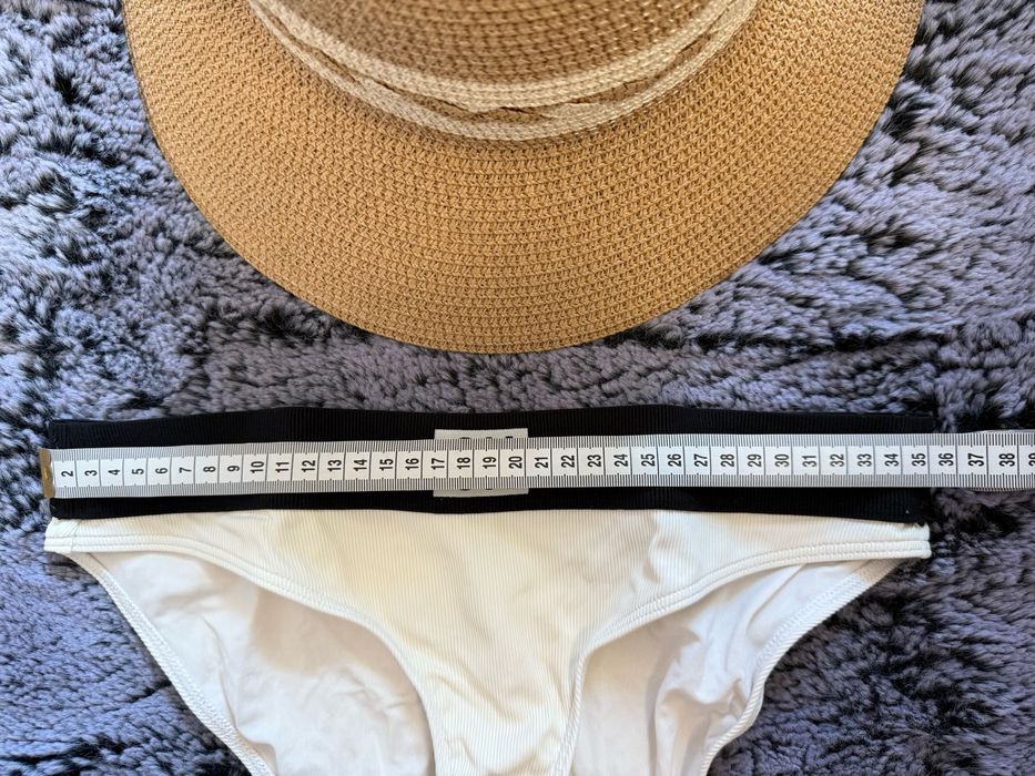 Страхотен оригинален бански Calvin Klein