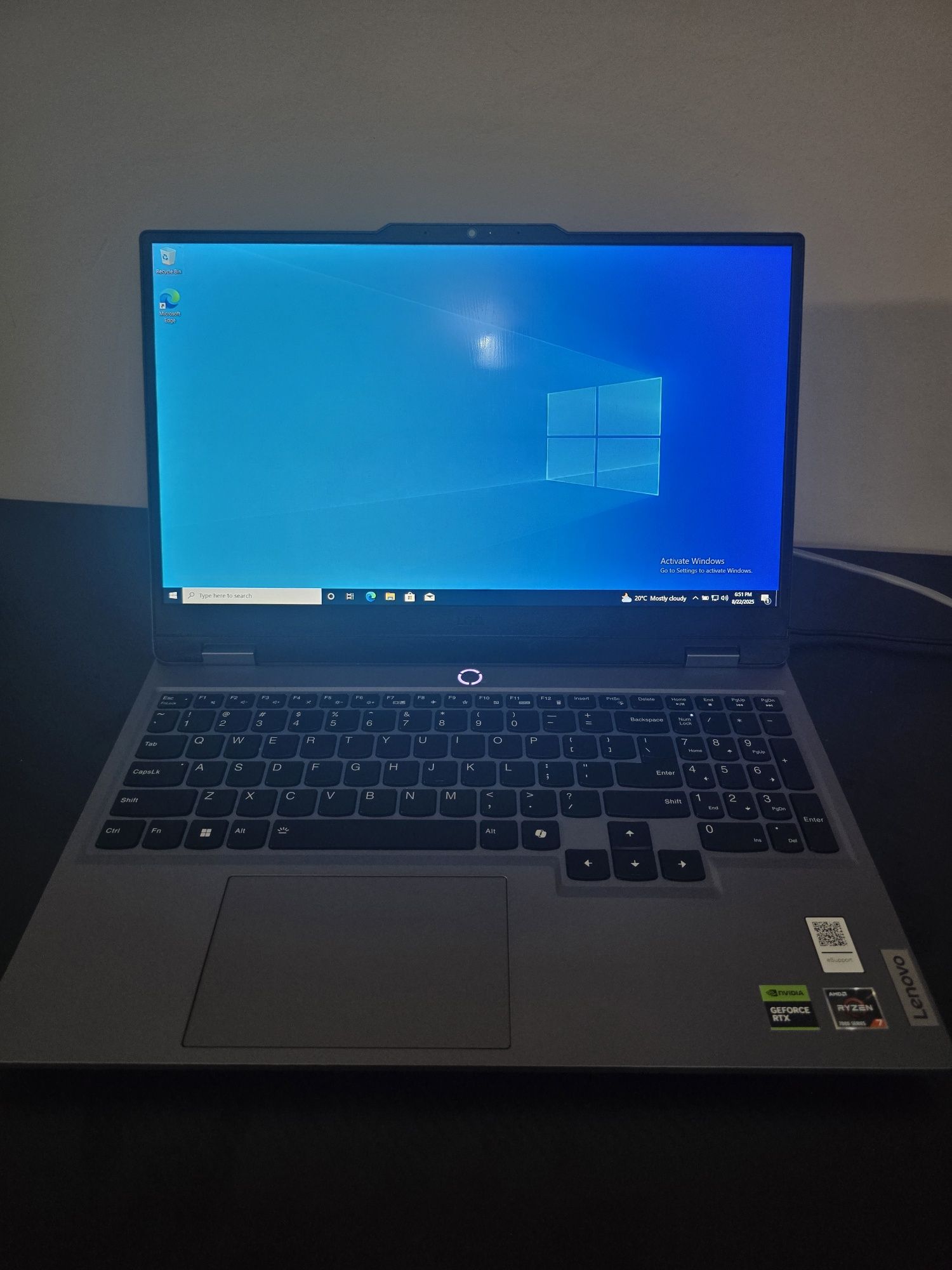 Продавам Laptop Lenovo LOQ 15ARP9