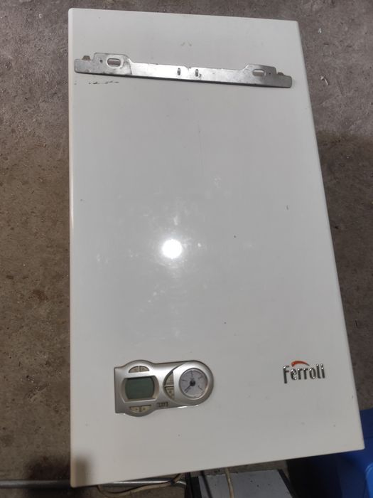 Centrala gaz Ferroli folosita