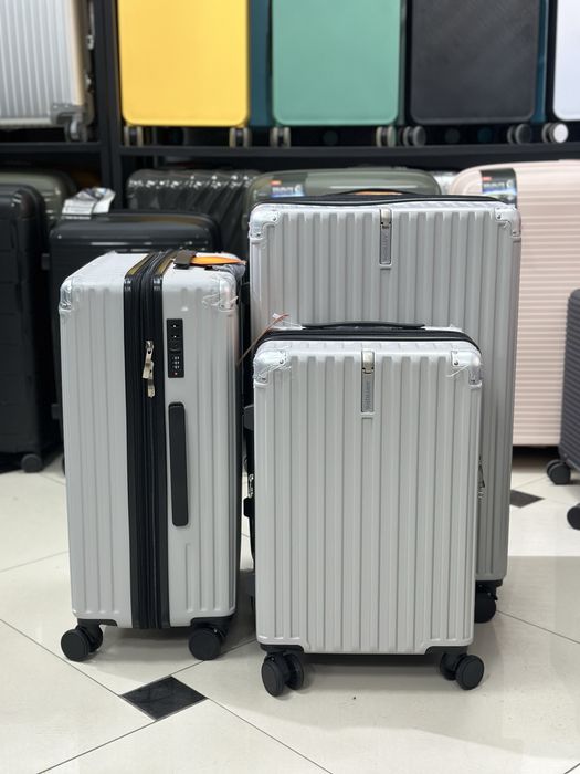 Новые чемоданы Berlin с расширением