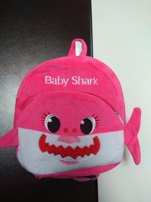 НОВА Детска раница за градина бейби акула baby shark pink blue